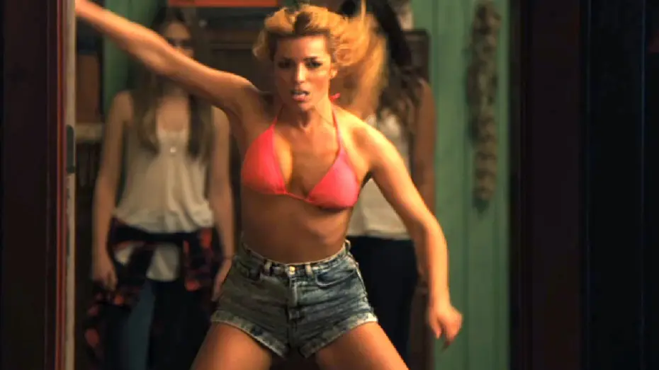 Video for the film The Final Girls — SCREAM GIRL Bande Annonce (Comédie, Horreur - 2015)