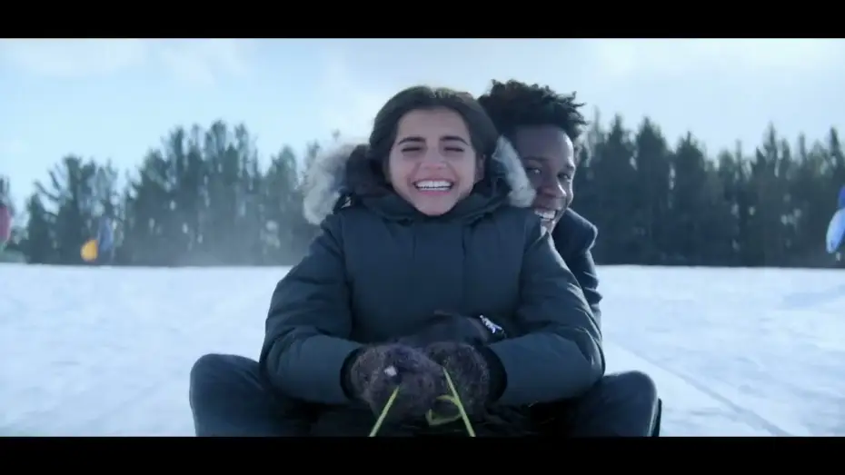 Video for the film Let It Snow — Noches blancas:  Tres historias de amor inolvidables   2019   Tráiler Español