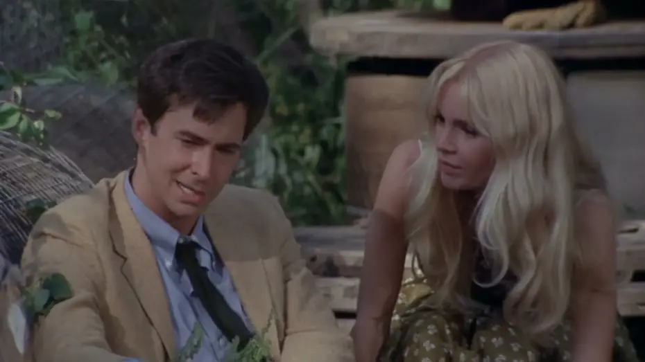 Video for the film Pretty Poison — Dennis and Sue Ann stake out