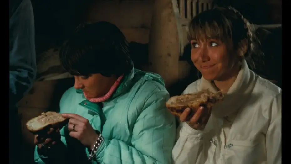 Video for the film French Fried Vacation 2 — LES BRONZÉS FONT DU SKI | Extrait - Dégustation paysanne