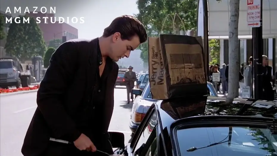 Video for the film No Man's Land — Stealing A Car In Broad Daylight