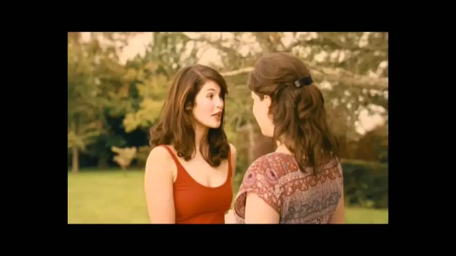 Video for the film Tamara Drewe — Tamara Drewe - Tradimenti all'inglese - Trailer italiano