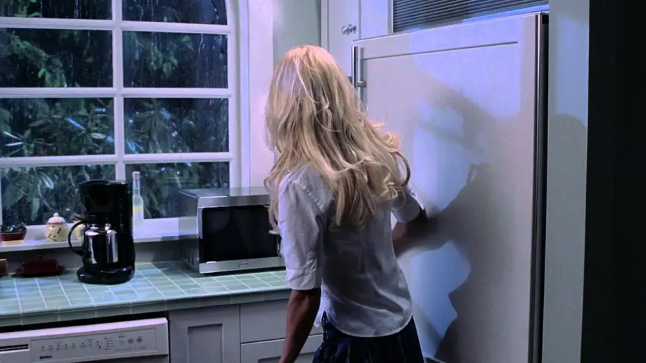 Video for the film Scary Movie 3 — Scary Movie 3 - Trailer