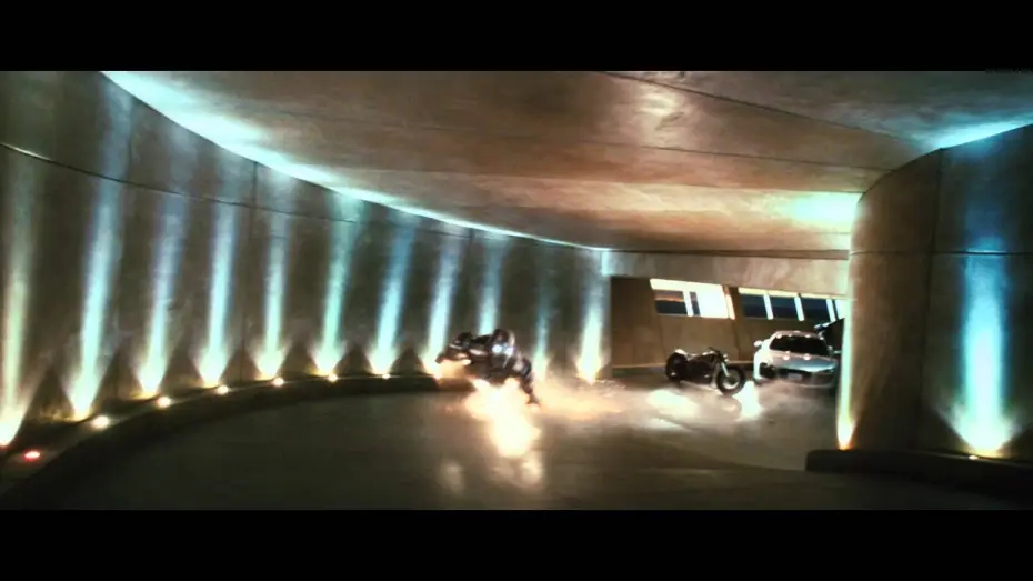 Video for the film Iron Man — Iron Man - Tráiler En Castellano