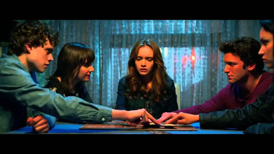 Video for the film Ouija — Ouija / Extrait 3 "Esprit, si tu es là" VF [Au cinéma le 29 Avril]