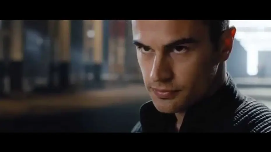 Video for the film Divergent — BANDE ANNONCE DIVERGENTE VF - HD