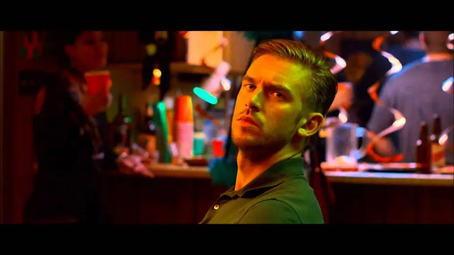 Video for the film The Guest — The Guest - Tráiler