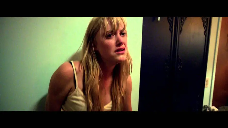 Video for the film It Follows — IT FOLLOWS - Critical Acclaim