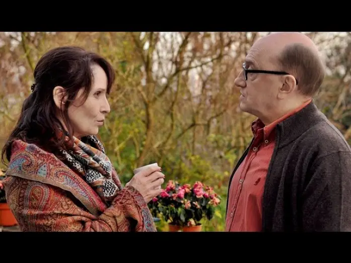 Video for the film Les Souvenirs — ZU ENDE IST ALLES ERST AM SCHLUSS | Trailer [HD]
