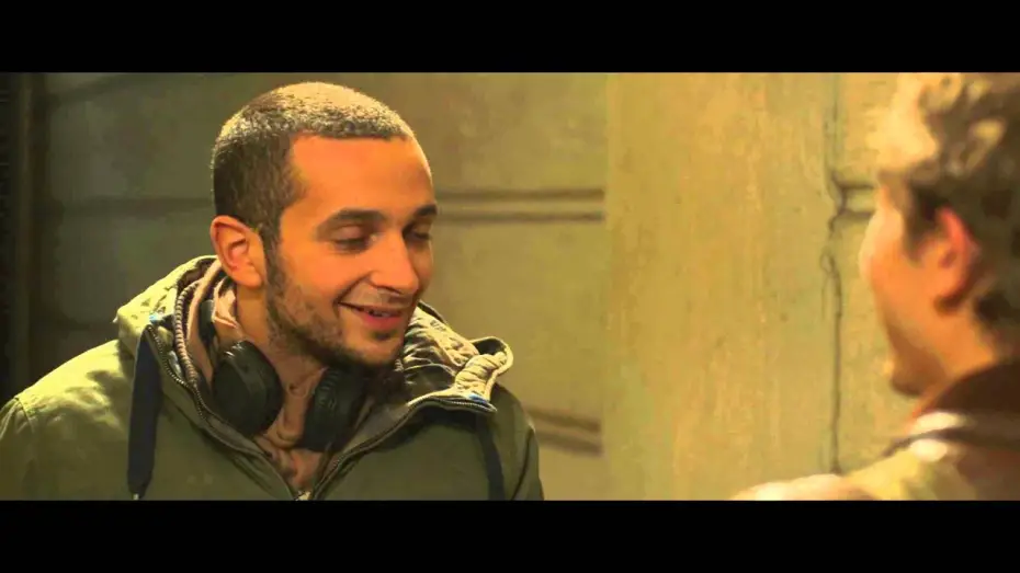 Video for the film Les Souvenirs — Les Souvenirs - Carte postale (extrait)