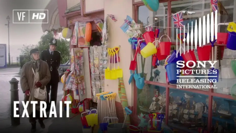 Video for the film The Lady in the Van — The Lady In The Van - Extrait "I'm Minding My Own Business" - VF