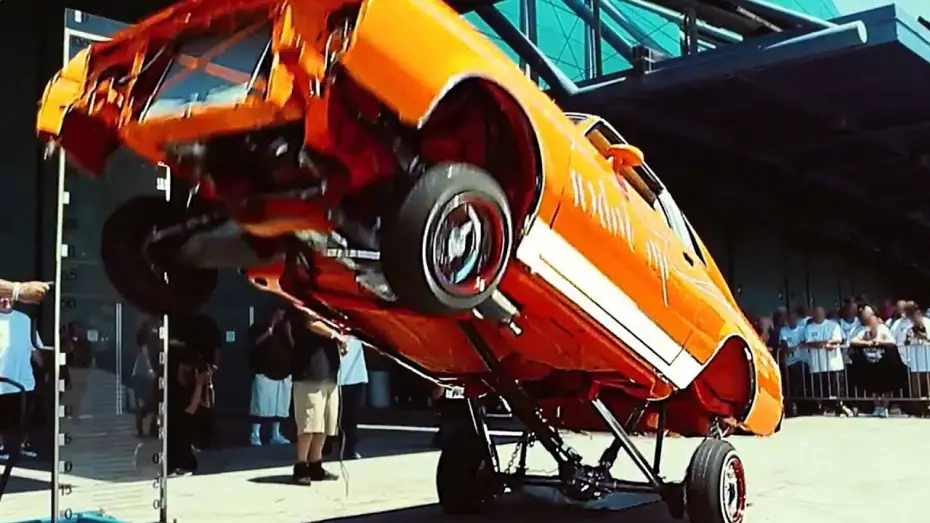 Video for the film Lowriders — LOWRIDERS Bande Annonce VF ✩ Demian Bichir, Melissa Benoist, Gabriel Chavarria (2017)