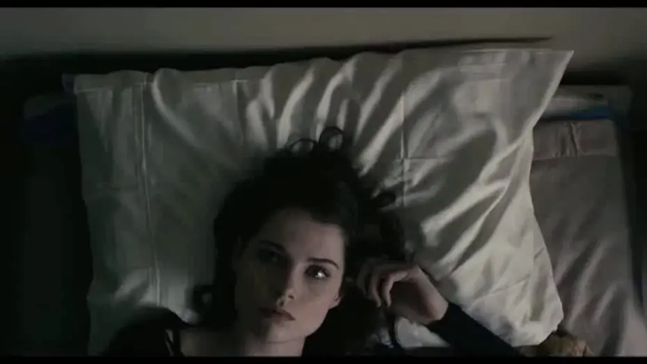 Video for the film The Blackcoat's Daughter — February - Trailer Ufficiale Italiano (2017)