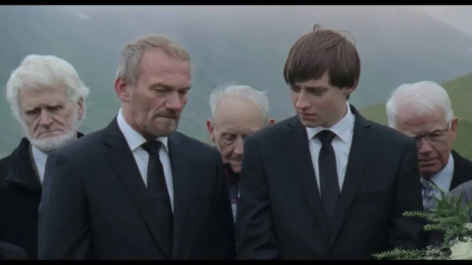 Video for the film Sparrows — SPARROWS trailer  castellano