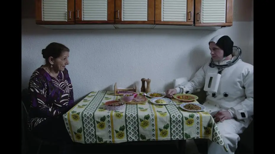 Video for the film Macadam Stories — Il Condominio Dei Cuori Infranti Trailer Italiano