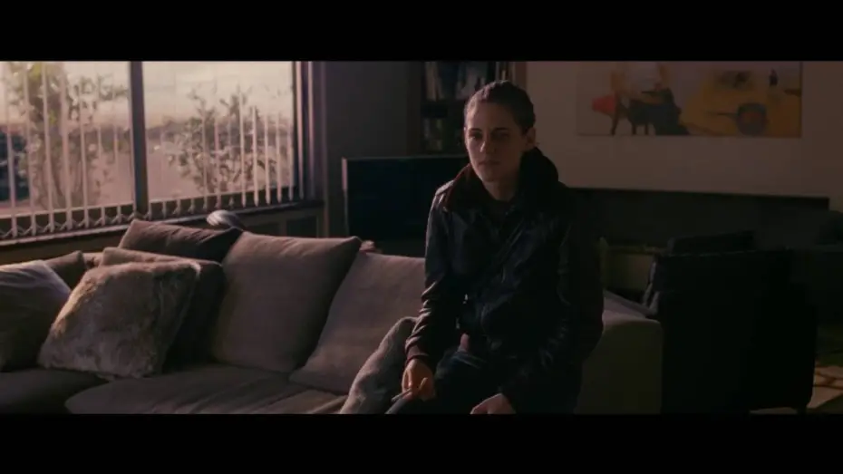 Video for the film Personal Shopper — Excerpt 1