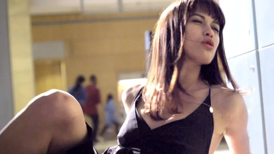 Video for the film Momentum — CODE MOMENTUM Bande Annonce VF (Olga Kurylenko - 2015)