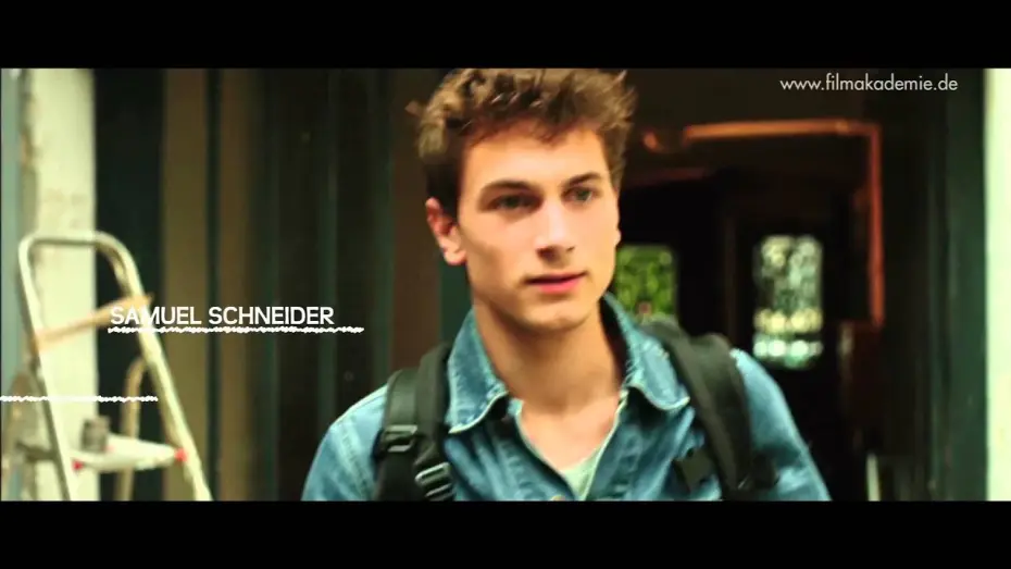 Video for the film Couchmovie — Couchmovie Titelsequenz | Motion Design (2013)