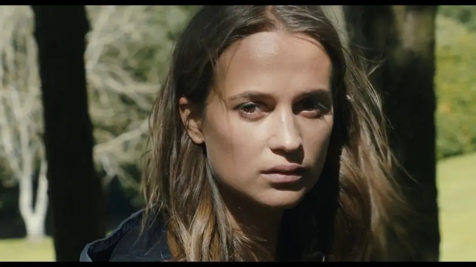 Video for the film Submergence — Submergence - Bande-annonce vostfr