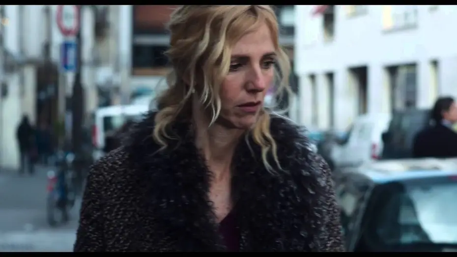 Video for the film Encore heureux — ENCORE HEUREUX - Extrait "Au supermarché"