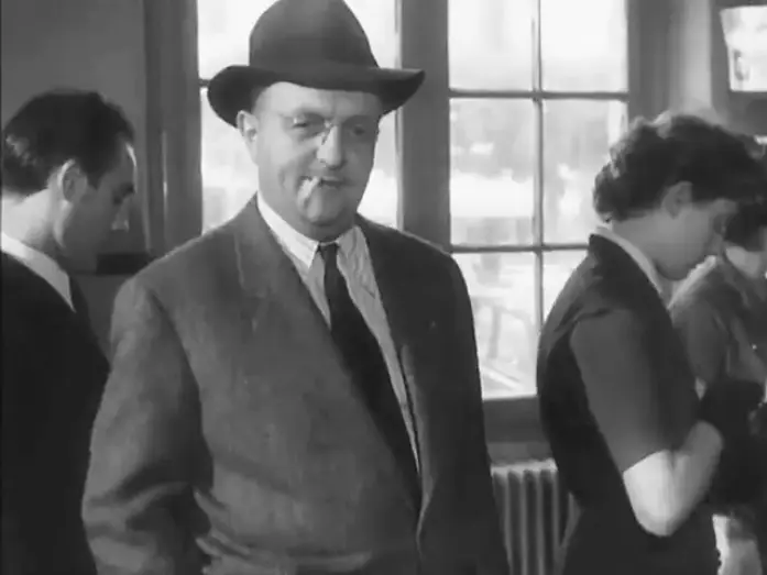 Video for the film Follow That Man — Suivez cet homme (Introduction du film, 1953)