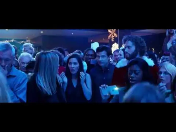 Video for the film Office Christmas Party — Walter Davis - VF