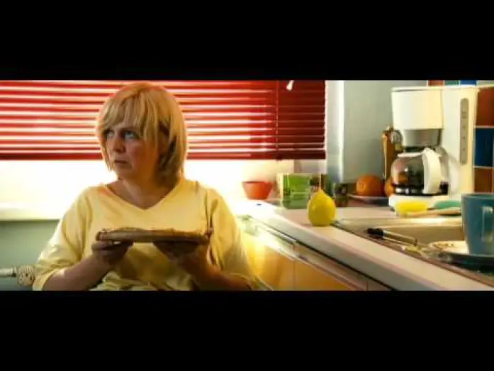 Video for the film The Hairdresser — Die Friseuse - Trailer