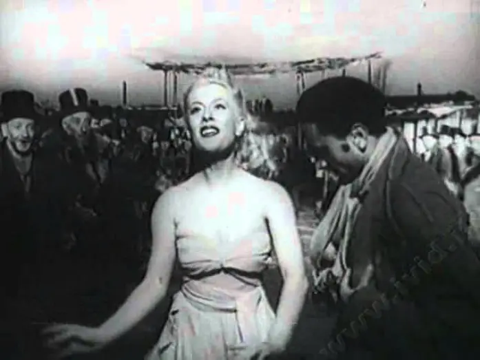 Video for the film Miracle in Milan — MIRACOLO A MILANO (1951) - Trailer Italiano