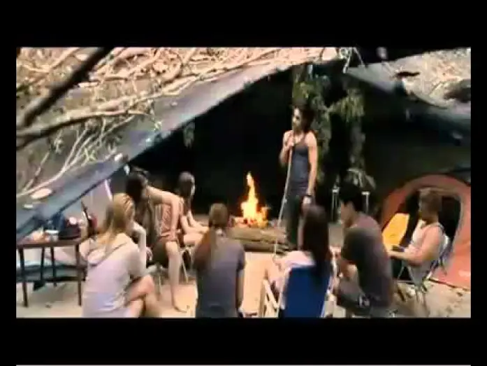 Video for the film Tomorrow, When the War Began — Mañana, cuando la guerra empiece - Trailer Español
