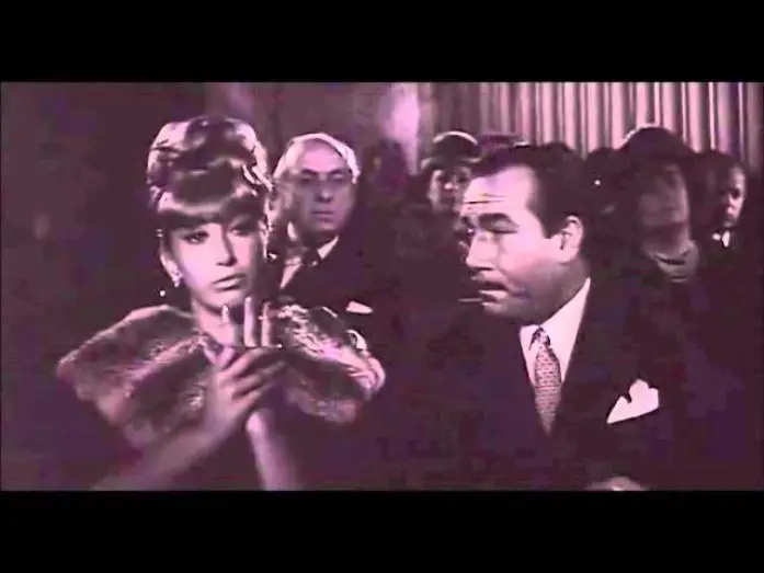 Video for the film The Monsters — Scenda l'oblio, da "I mostri" di D. Risi (1963)