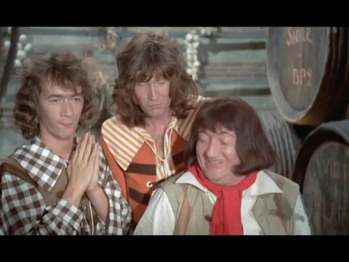 Video for the film The Four Charlots Musketeers — Четыре мушкетера Шарло - Кассовый аппарат