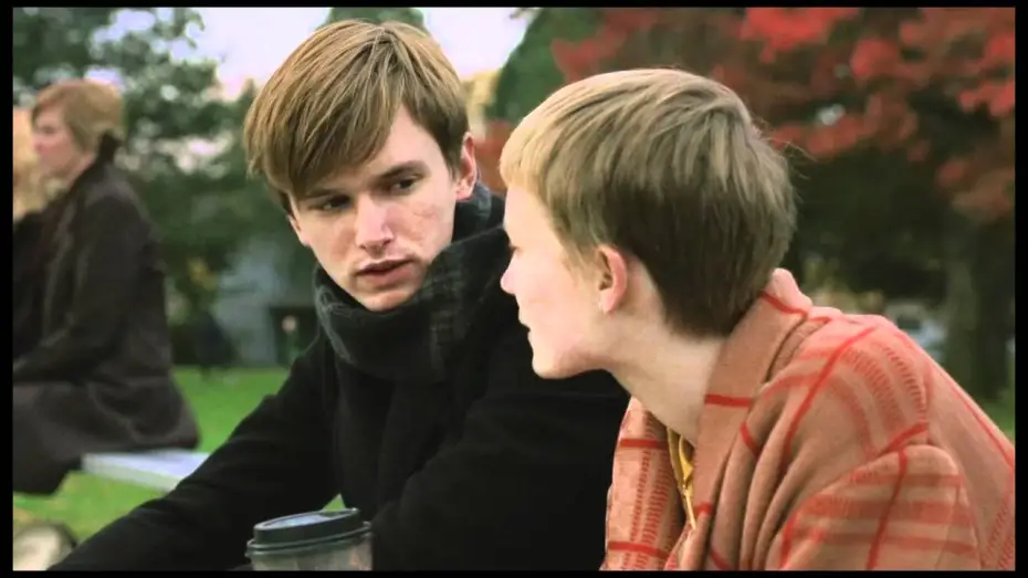 Video for the film Restless — L'amore che resta: Trailer Italiano