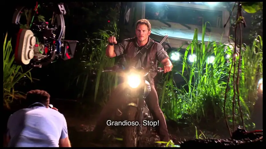 Video for the film Jurassic World — Jurassic World - Il Diario Giurassico di Chris Pratt: Motocicletta