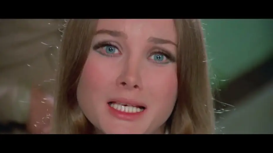 Video for the film Don't Torture a Duckling — Quäle nie ein Kindchen 1972 Trailer mit englischen Untertiteln