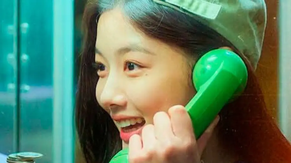 Video for the film 20th Century Girl — Una Chica Del Siglo XX (Trailer español)