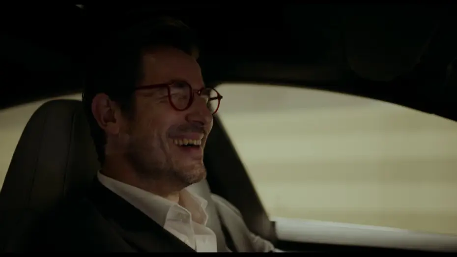 Video for the film The Square — Official Excerpt 1/3