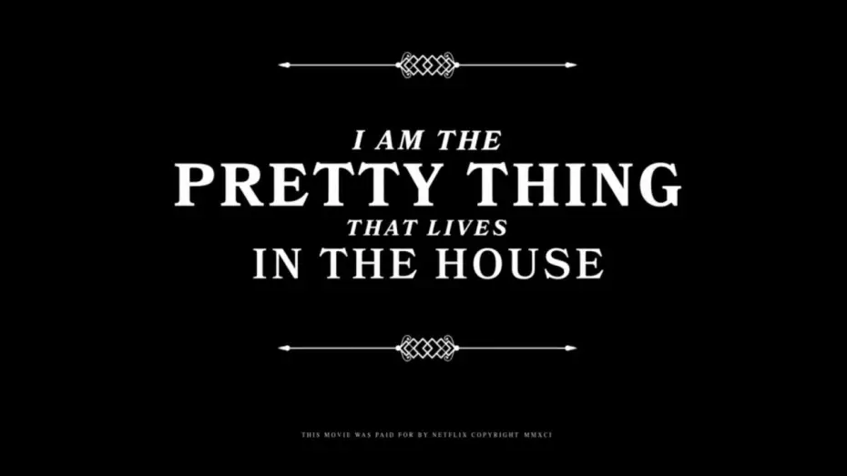 Video for the film I Am the Pretty Thing That Lives in the House — Soy La Bonita Criatura Que Vive En Esta Casa (Trailer español)