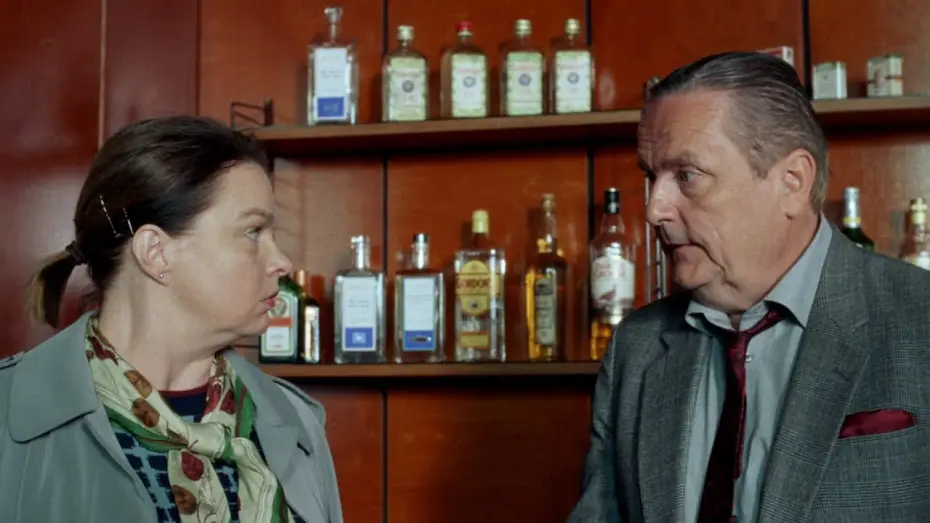Video for the film The Other Side of Hope — clip - "Official business"
