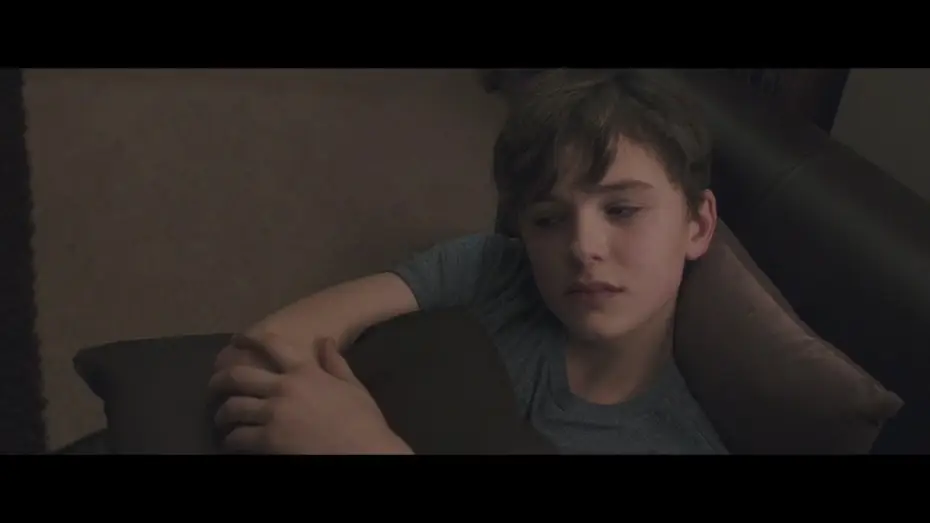 Video for the film Just Charlie — Just Charlie - Extrait "Qu'est-ce qui se passe ?" VOST