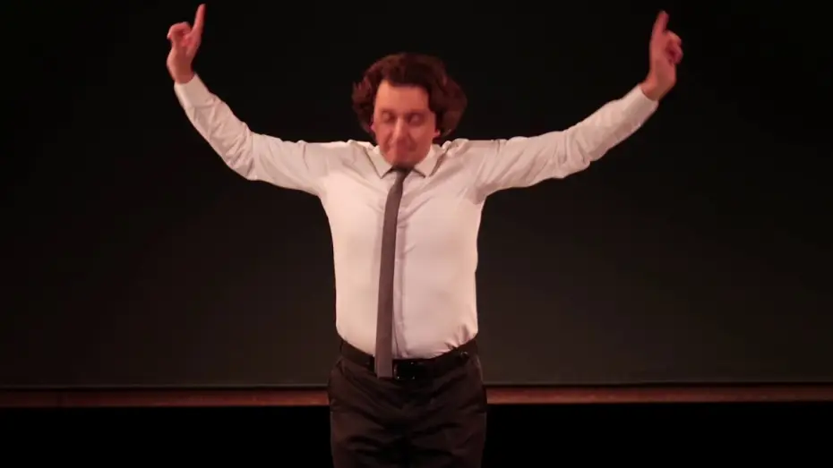 Video for the film Alex Vizorek est une œuvre d'art — [HUMOUR] Alex Vizorek est une œuvre d’art | Saison 2018/2019
