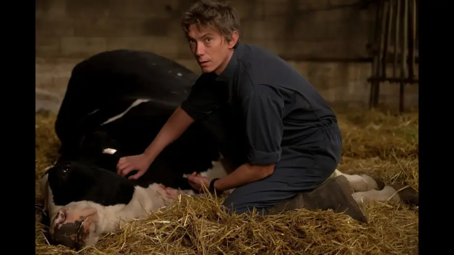 Video for the film Bloody Milk — Un héroe singular - Trailer español (HD)