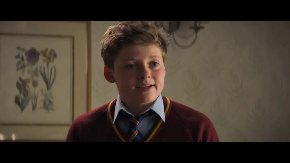 Video for the film The Kid Who Would Be King — El niño que pudo ser rey   Trailer español HD