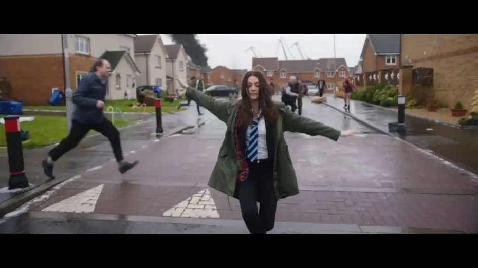 Video for the film Anna and the Apocalypse — Ana y el Apocalipsis -  Trailer español (HD)