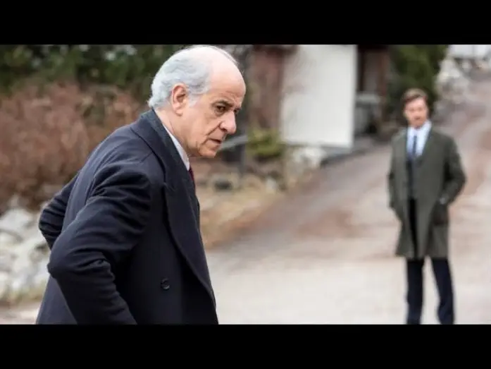 Video for the film The Girl in the Fog — La chica en la niebla - Trailer español (HD)