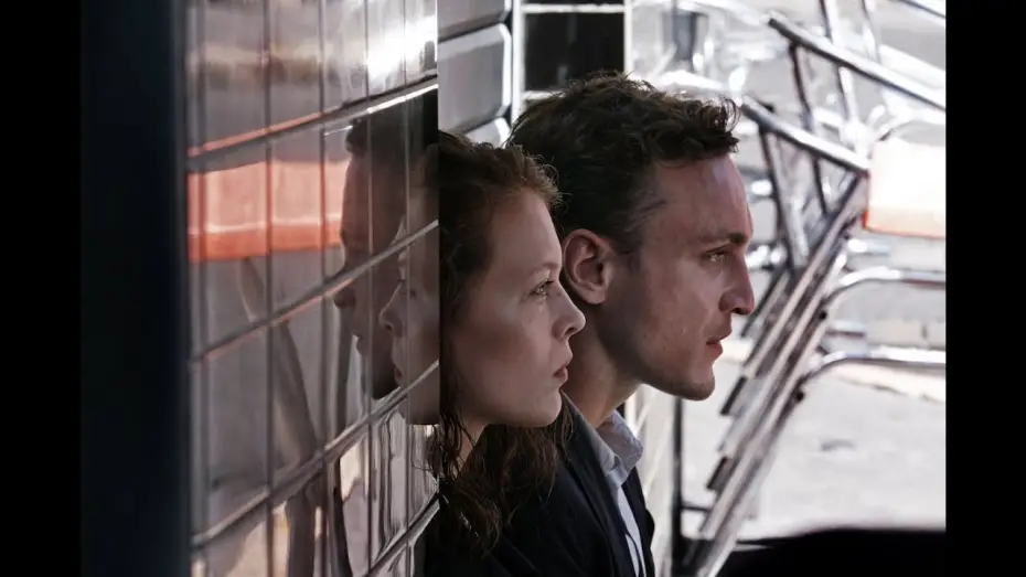 Video for the film Transit — En tránsito - Trailer español (HD)