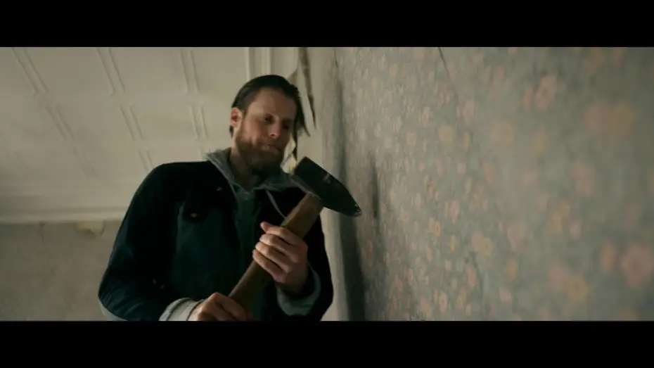 Video for the film The Purity of Vengeance — DOSSIER 64 - Extrait "Derrière le mur" VF
