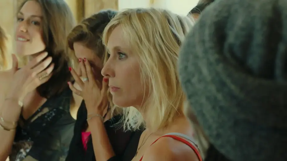 Video for the film Little Tickles — LES CHATOUILLES - Bande annonce