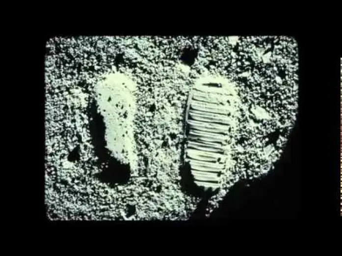 Video for the film Apollo 18 — Footprints