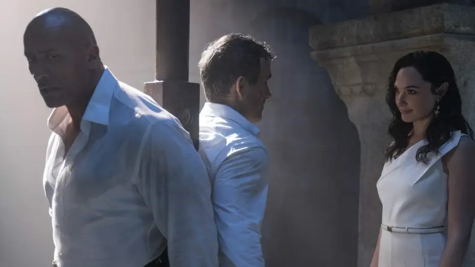 Video for the film Red Notice — Alerta roja - Trailer español