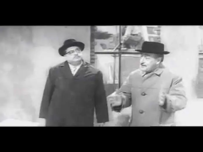 Video for the film Toto, Fabrizi and the Young People Today — Totò fabrizi e i giovani d'oggi - casa